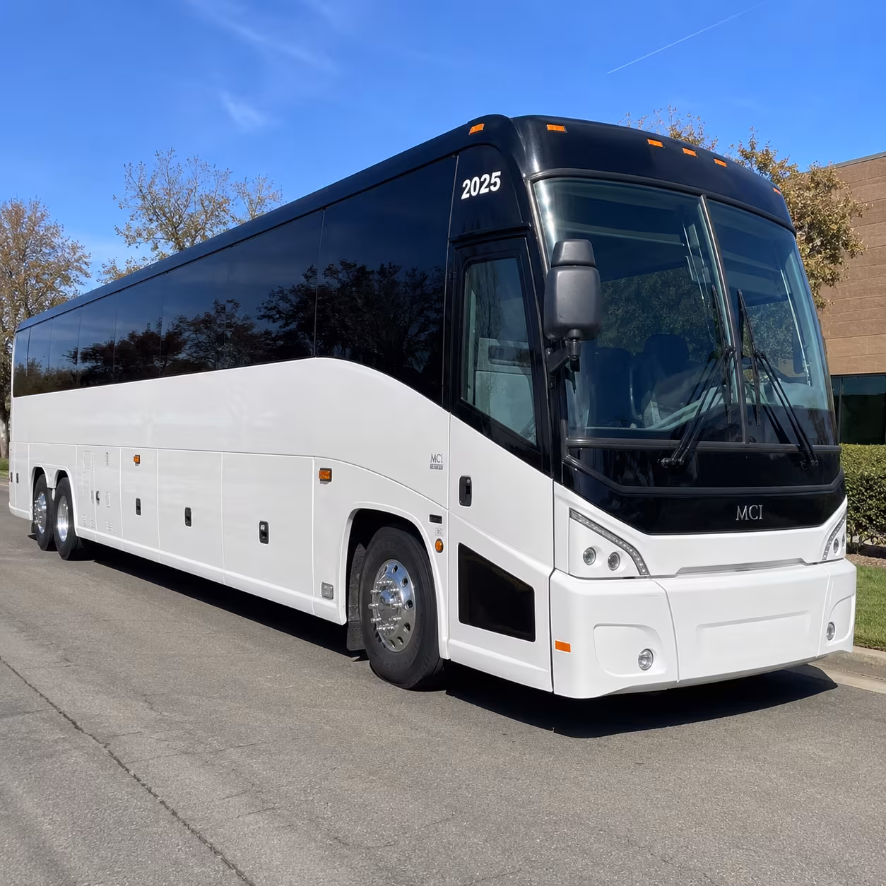 airport transfer buses for mht bos and beyond