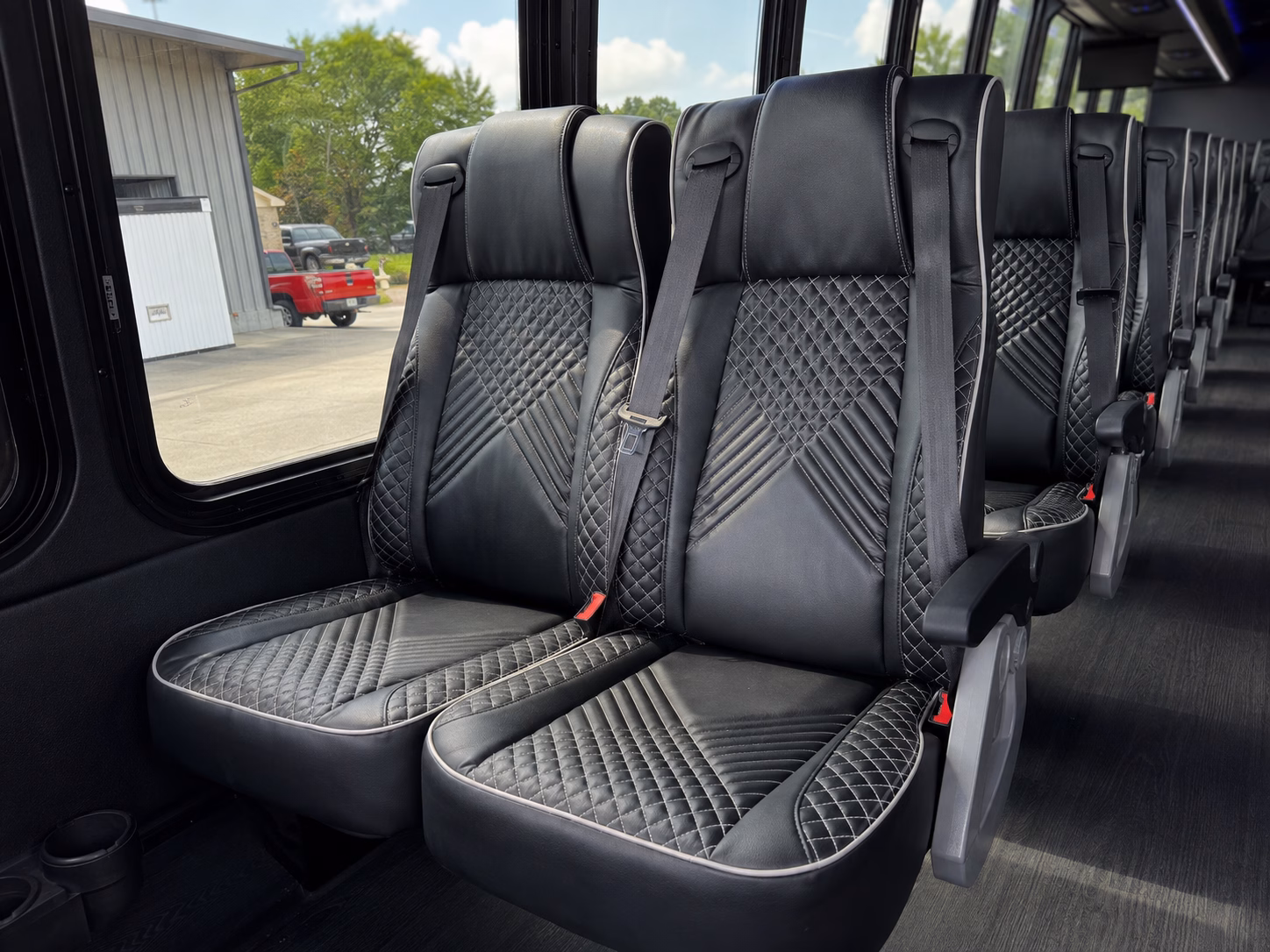 buses for bridal party arrivals at nashua ceremony venues