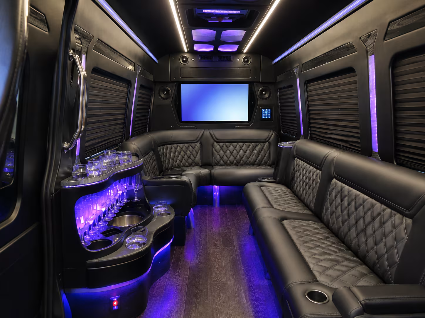 corporate event and conference buses for nashua businesses