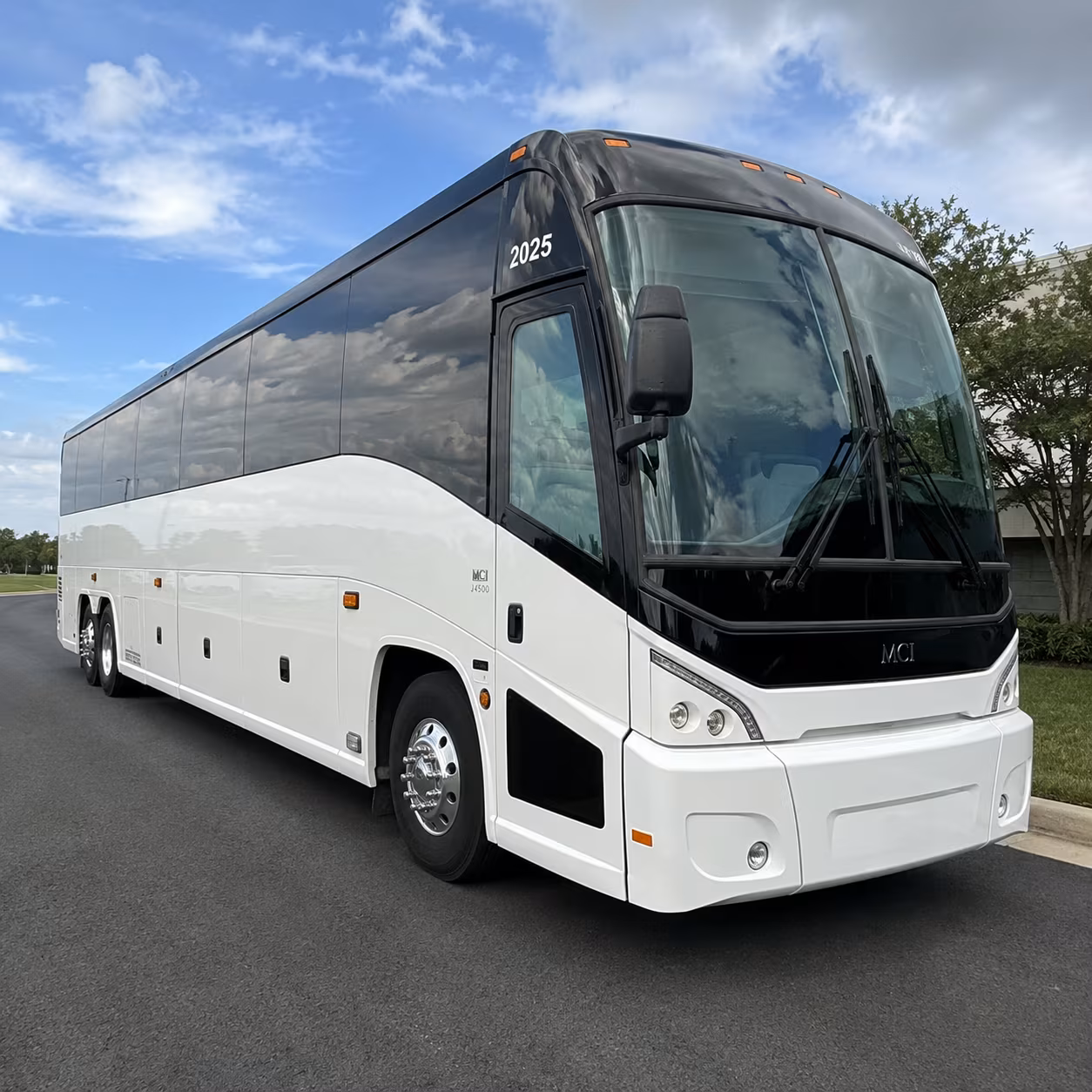 employee shuttle buses for nashua s tech and defense corridor