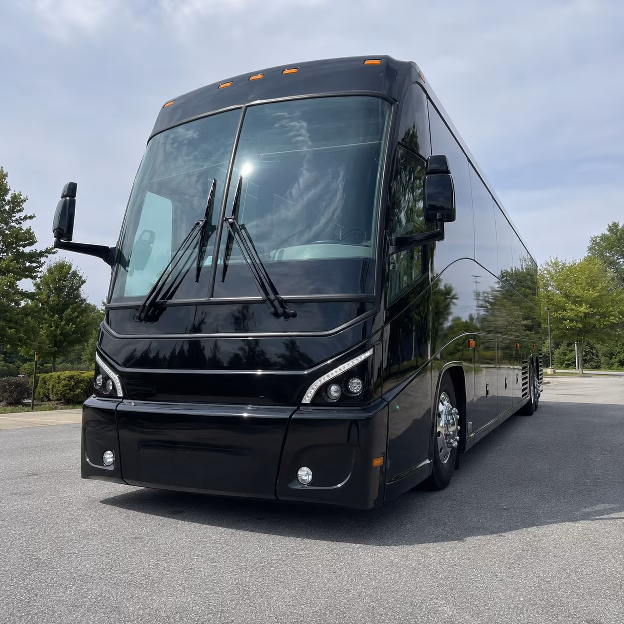 nashua area military unit personnel shuttle buses