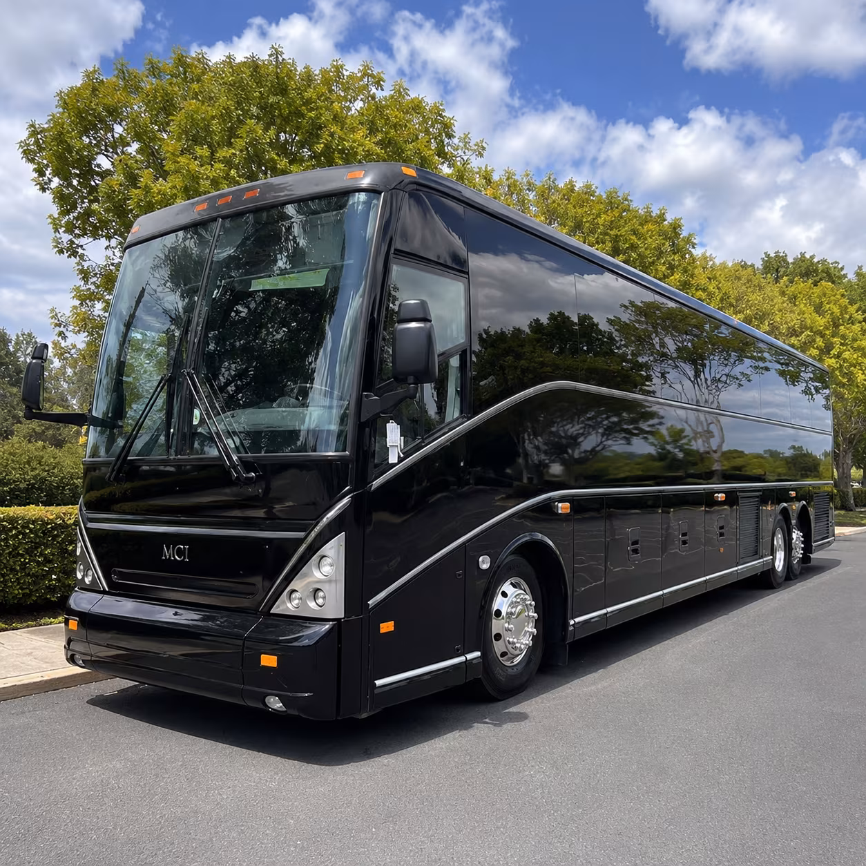 off site meeting and team event buses around southern new hampshire